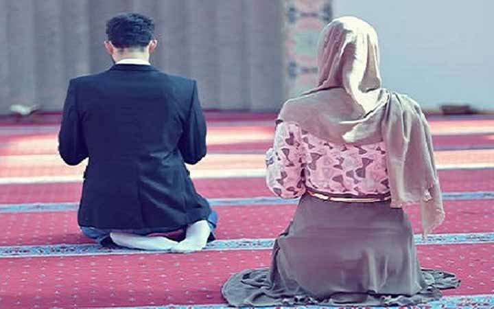 ঘরে জামাতে নামাজের সময় নারীদের অংশগ্রহণের বিধান