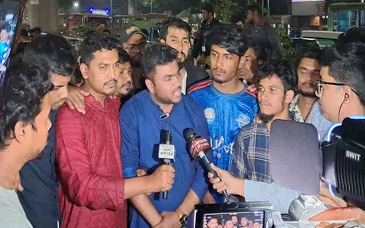 বেসরকারি বিশ্ববিদ্যালয়ের শিক্ষার্থীদের বিক্ষোভের ডাক