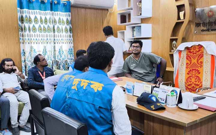 জামালপুরে রোগী সেজে স্বাস্থ্য কমপ্লেক্সে দুদকের অভিযান