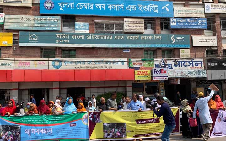 ব্রিটিশ আমেরিকান টোব্যাকোর আগ্রাসন বন্ধ চায় বিড়ি শ্রমিকরা