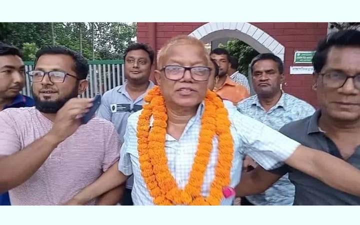 কারামুক্ত নাটোর বিএনপির আহ্বায়ক শহীদুল ইসলাম