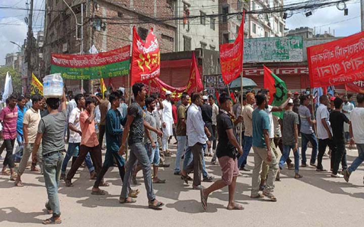 রাজধানীতে গণমিছিলে অংশ নিতে জড়ো হচ্ছেন বিএনপির নেতাকর্মীরা