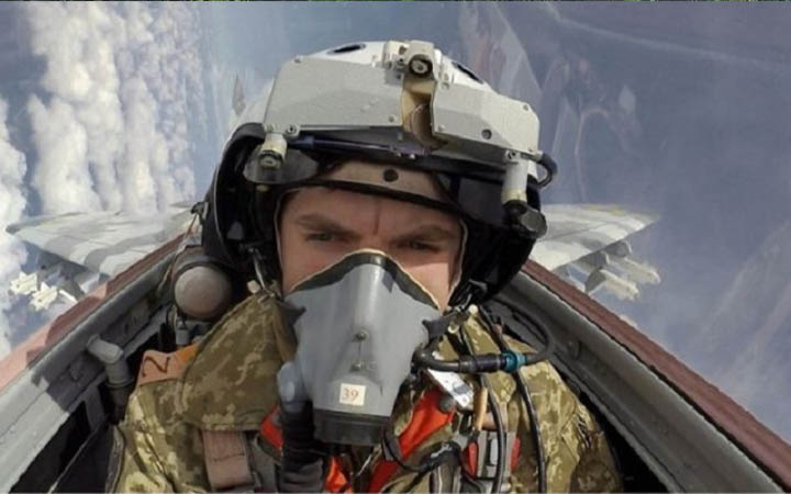 ইউক্রেনে যুদ্ধবিমান বিধ্বস্ত, ৩ পাইলট নিহত