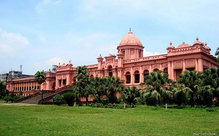 বিনা টিকিটে আহসান মঞ্জিল পরিদর্শনের সুযোগ পাবেন জবি শিক্ষার্থীরা