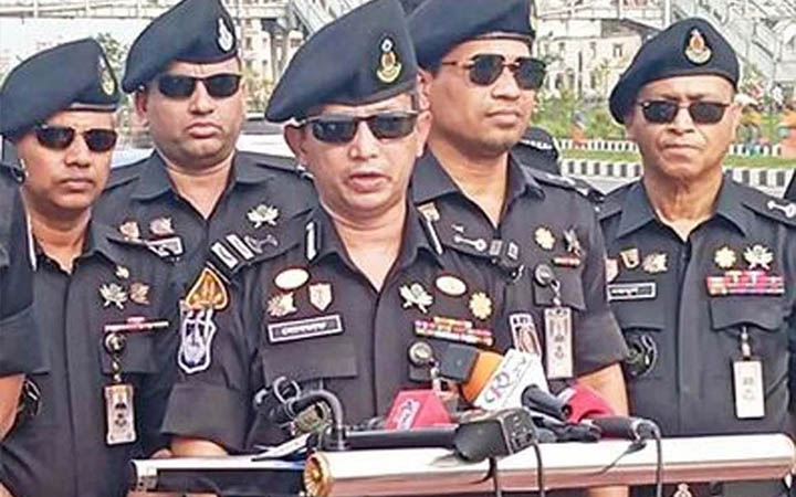 রাজধানীতে নিরাপত্তা জোরদারে র‌্যাবের রোবাস্ট পেট্রোল ও চেকপোস্ট