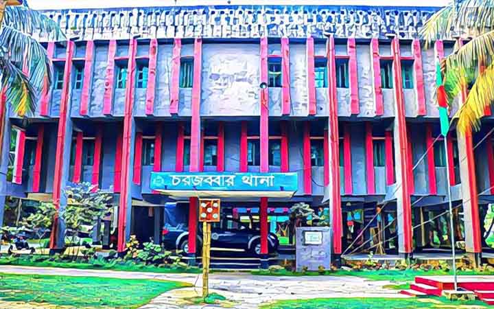 পুলিশের থেকে ৪ জুয়াড়ি পালানোর ঘটনায় এসআই বরখাস্ত