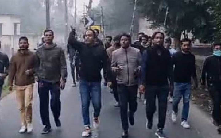 অবরোধের সমর্থনে মানিকগঞ্জে মিছিল