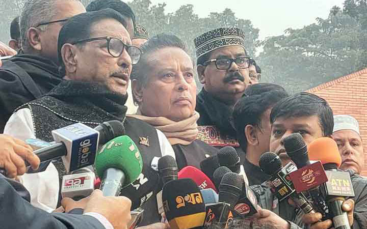 সাম্প্রদায়িক অপশক্তির বিরুদ্ধে লড়াই অব্যাহত রাখতে হবে : কাদের