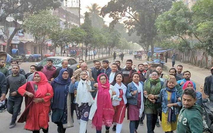হরতালের সমথর্নে রিজভীর নেতৃত্বে মিছিল