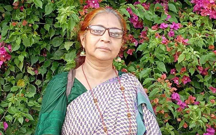 আবৃত্তিশিল্পী রেজিনা ওয়ালী লীনা গ্রেপ্তার