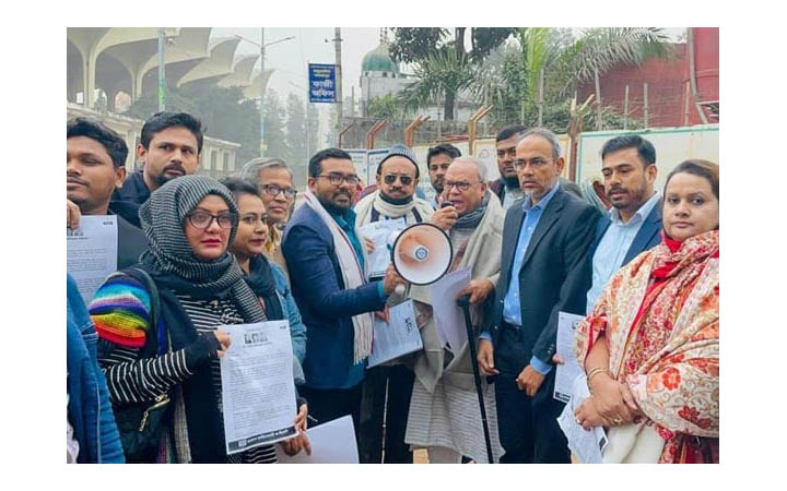 জনগণের ভোটাধিকার নিয়ে ছিনিমিনি খেলছে সরকার: রিজভী