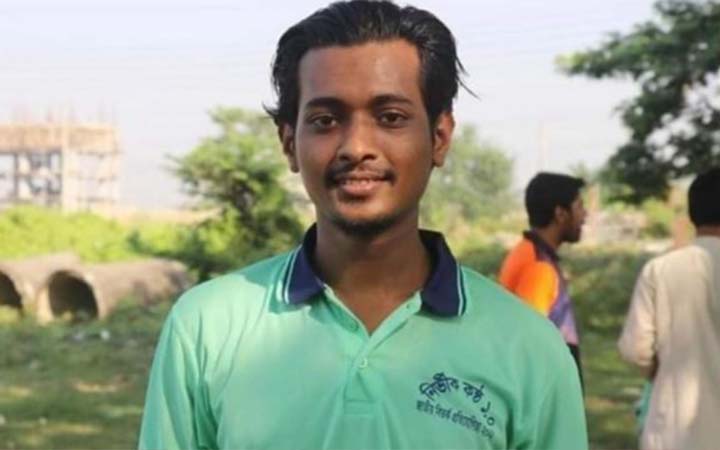 ট্রাকের ধাক্কায় তিতুমীর কলেজের শিক্ষার্থী নিহত