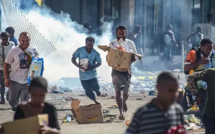 পাপুয়া নিউ গিনিতে দাঙ্গা, নিহত ১৫