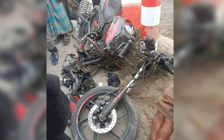 নসিমন-মোটরসাইকেলের সংঘর্ষ, বাবা-ছেলের মৃত্যু