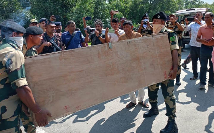 বাংলাদেশি যুবকের মরদেহ ফেরত দিল বিএসএফ