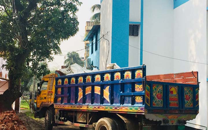 বিশ্বনাথে ভারতীয় চিনিসহ পাঁচ চোরাকারবারি আটক