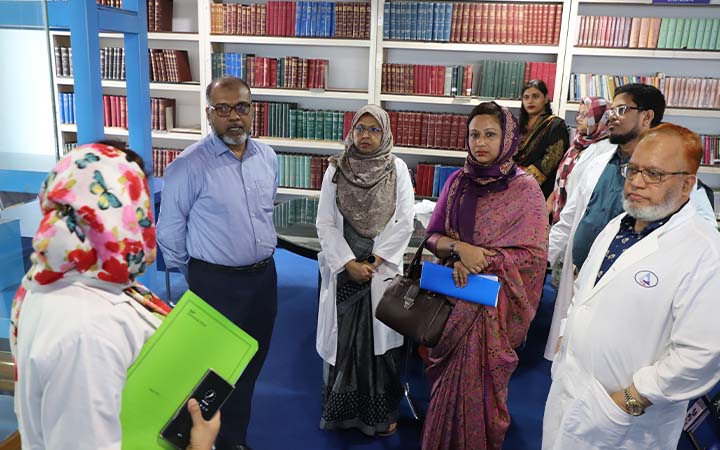 আদ্-দ্বীন মেডিকেল কলেজ হাসপাতাল পরিদর্শনে স্বাস্থ্য মন্ত্রণালয়ের পরিদর্শক টিম
