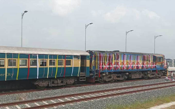 ঢাকা-ভাঙ্গা-রাজবাড়ী রুটের কমিউটার ট্রেনের উদ্বোধন