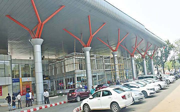 ১৪ ঘণ্টা পর সৈয়দপুরে নামল বিমান