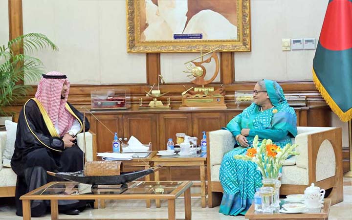 হজযাত্রীদের ভিসা অনুমোদনের সময় বাড়াতে সৌদির প্রতি প্রধানমন্ত্রীর আহ্বান