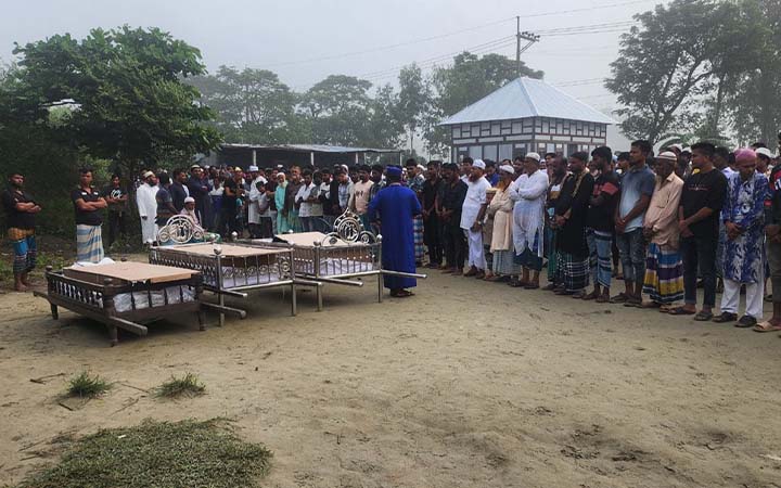 মালয়েশিয়ায় আগুনে নিহত তিন প্রবাসীর জানাজা ও দাফন সম্পন্ন