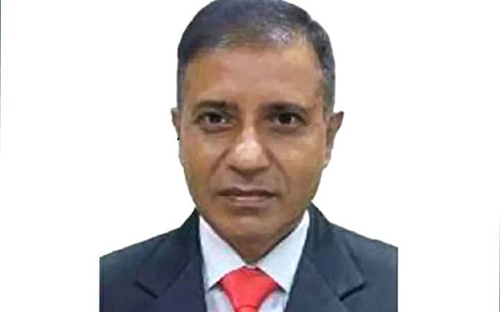 আইন সচিব হলেন বিচারক লিয়াকত আলী মোল্লা