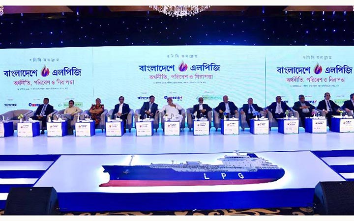 গ্যাস সংকটের কারণে সিরামিকে ৩০০ কোটি টাকা লোকসান করেছি: আকিজ বশির গ্রুপের সিওও