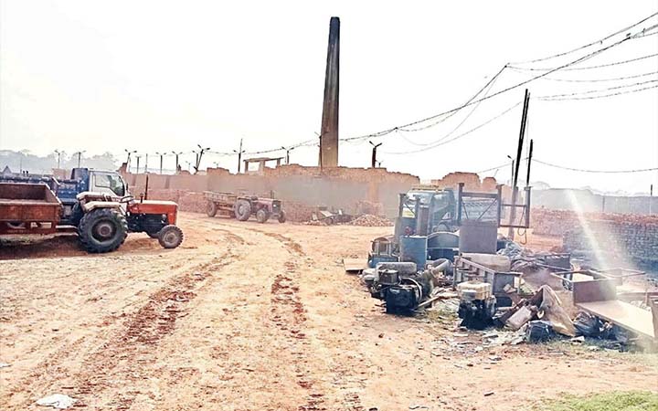 কুমিল্লায় অবৈধ ইটভাটার বিরুদ্ধে ব্যবস্থা নিতে হাইকোর্টের নির্দেশ