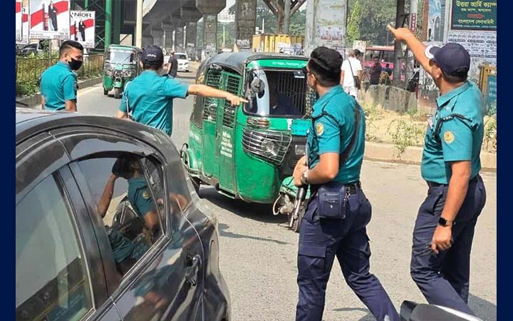 নিরাপত্তা জোরদারে রাজধানীর গুরুত্বপূর্ণ স্থানে চলছে তল্লাশি