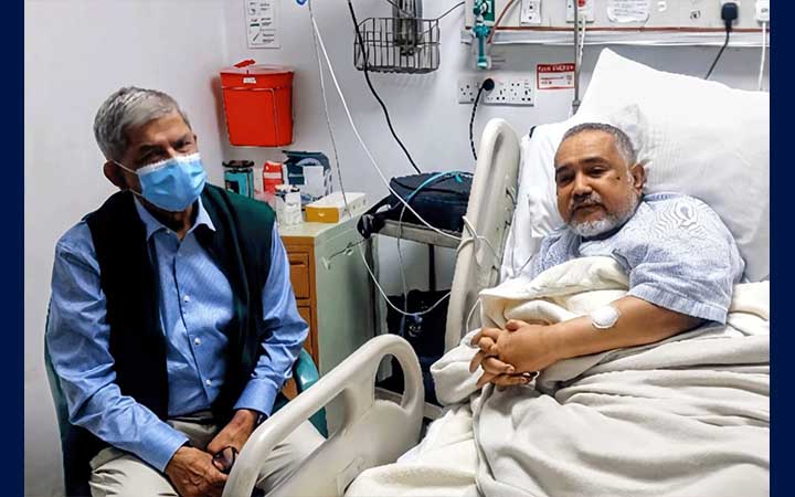 জামায়াত নেতা আব্দুল্লাহ তাহেরকে দেখতে হাসপাতালে গেলেন মির্জা ফখরুল