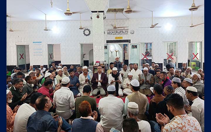 খালেদা জিয়ার সুস্থতা কামনায় নারায়ণগঞ্জে বাবুলের উদ্যোগে দোয়া