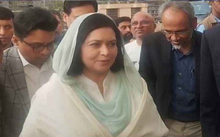 খালেদা জিয়াকে দেখতে আবারও এভারকেয়ারে জুবাইদা রহমান