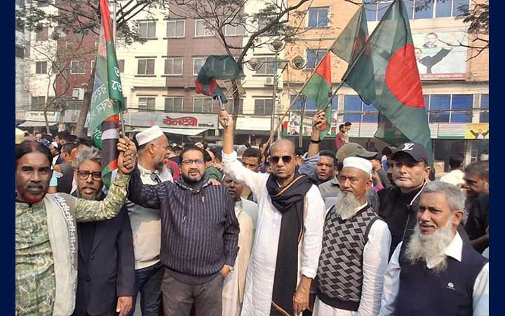 নারায়ণগঞ্জে বিএনপি নেতা বাবুলের নেতৃত্বে পুষ্পস্তবক অর্পণ