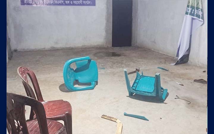 নোয়াখালীতে বিএনপির কার্যালয়ে আ.লীগের হামলা, আহত ৪