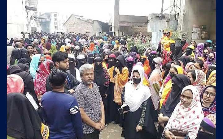 ছুটির ভাতা দাবিতে আন্দোলন, সিদ্ধিরগঞ্জে পোশাক কারখানা বন্ধ