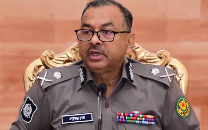 আন্তর্জাতিক মাতৃভাষা দিবস ঘিরে ১৫ হাজার পুলিশ নিয়োজিত থাকবে: ডিএমপি কমিশনার