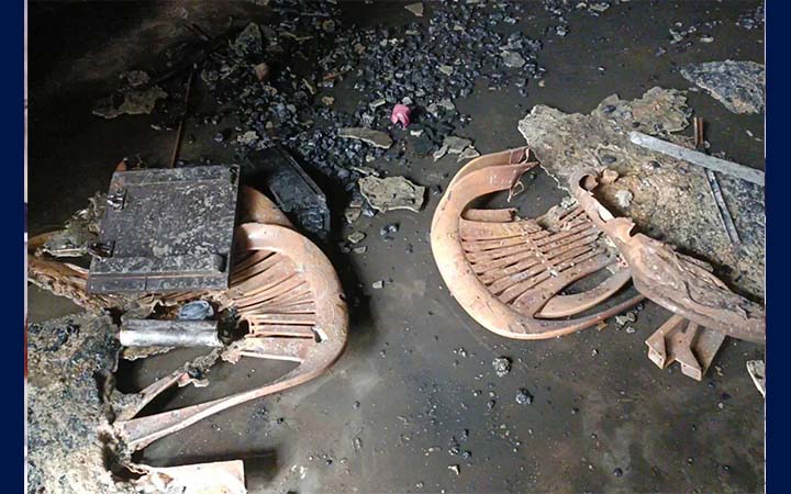 ঝিনাইদহে বিএনপির কার্যালয়ে দুর্বৃত্তদের আগুন