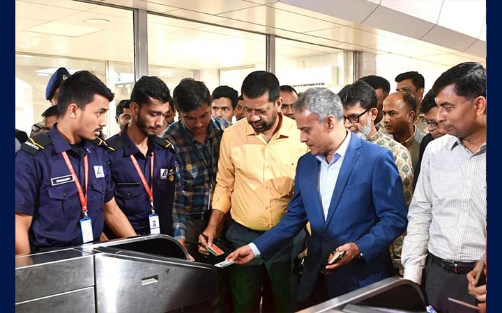 সমন্বিত আধুনিক গণপরিবহন ব্যবস্থাকে গুরুত্ব দিচ্ছে সরকার: সড়ক পরিবহন মন্ত্রী