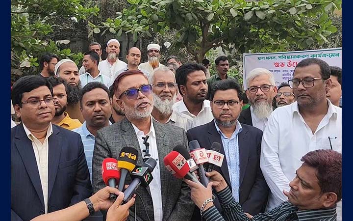 নারায়ণগঞ্জ সিটি কর্পোরেশনের খাল খনন কার্যক্রমের উদ্বোধন