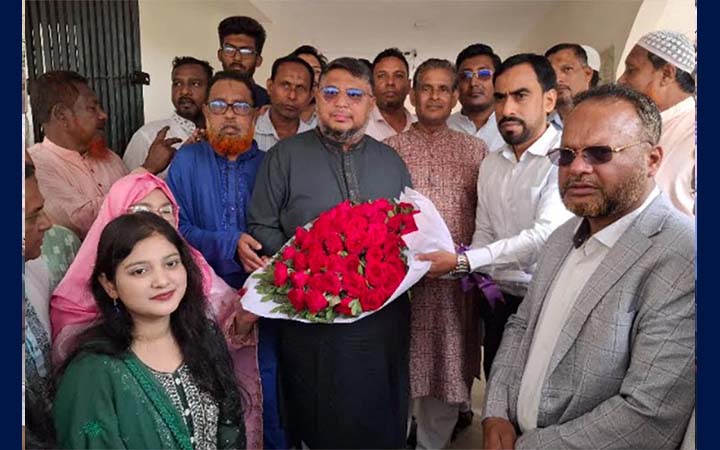 জয়পুরহাট জেলা পরিষদ প্রশাসকের দায়িত্ব গ্রহণ