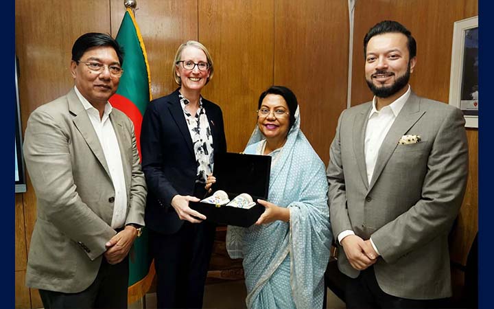 বিমানমন্ত্রী ও প্রতিমন্ত্রীর সঙ্গে যুক্তরাজ্যের রাষ্ট্রদূতের সৌজন্য সাক্ষাৎ