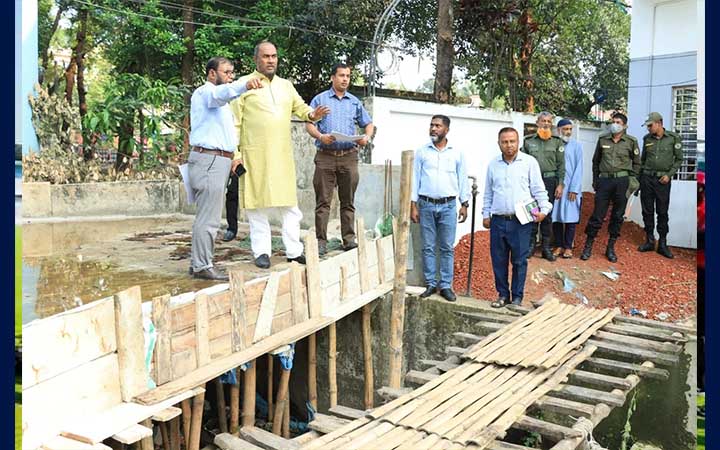 কাজের মান শতভাগ নিশ্চিতের নির্দেশ সিসিক প্রশাসকের