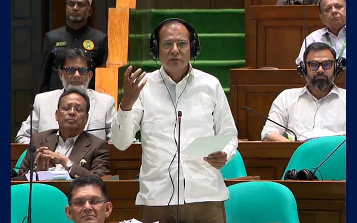 বজ্রপাত প্রতিরোধে উদ্যোগ জোরদার করছে সরকার