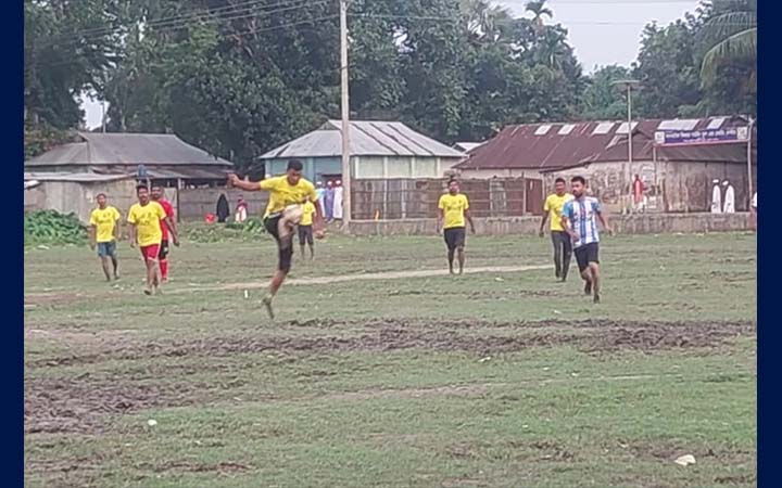 কুড়িগ্রামে প্রীতি ম্যাচে ব্রাজিল সমর্থক পুলিশ দলের জয়