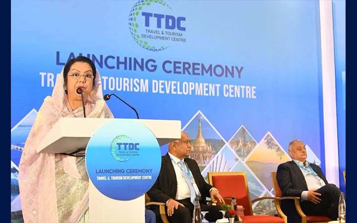 সরকার জিডিপিতে পর্যটন খাতের অবদান ৬-৭ শতাংশে উন্নীত করতে চায়