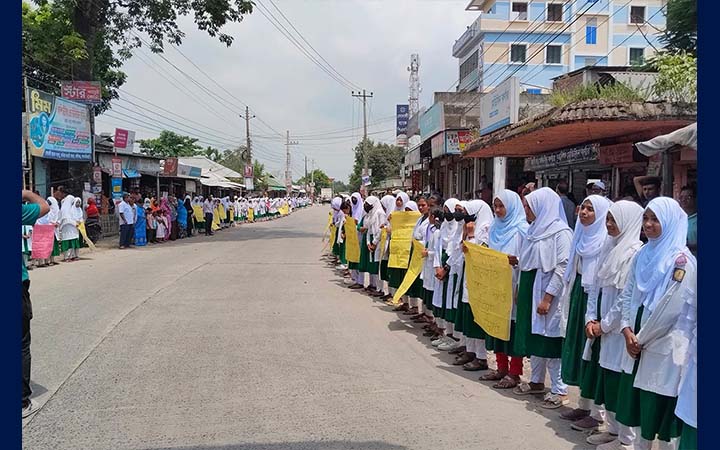 লালমনিরহাটে স্কুলছাত্রী ধর্ষণে অভিযুক্তকে গ্রেফতারের দাবি