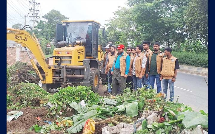 মহাসড়কে ডাকাতি ঠেকাতে কুমিল্লায় পরিচ্ছন্নতা অভিযান