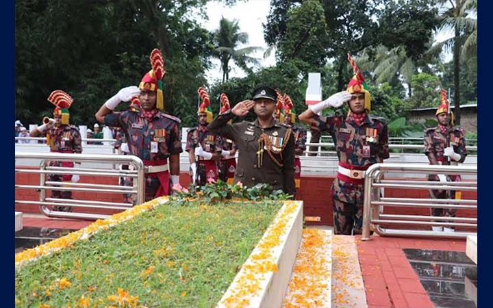 বীরশ্রেষ্ঠ নূর মোহাম্মদ শেখের শাহাদতবার্ষিকীতে বিজিবির শ্রদ্ধা