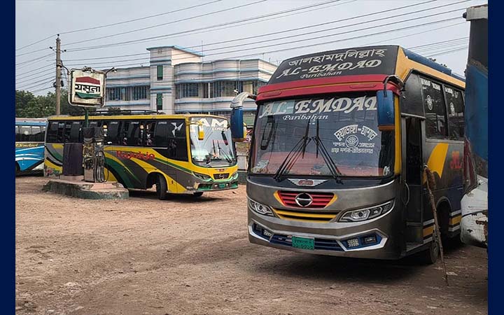 চুয়াডাঙ্গায় বাস ধর্মঘট শুরু
