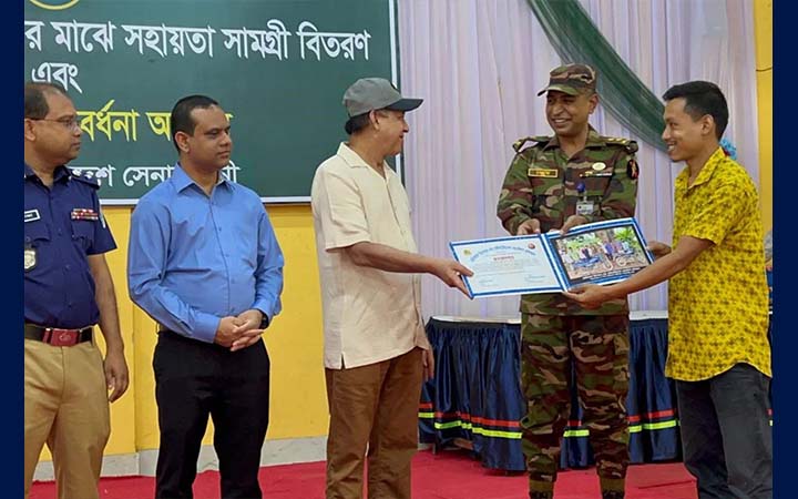 গুইমারায় সহিংসতায় ক্ষতিগ্রস্তদের সহায়তা, কৃতি শিক্ষার্থীদের সংবর্ধনা